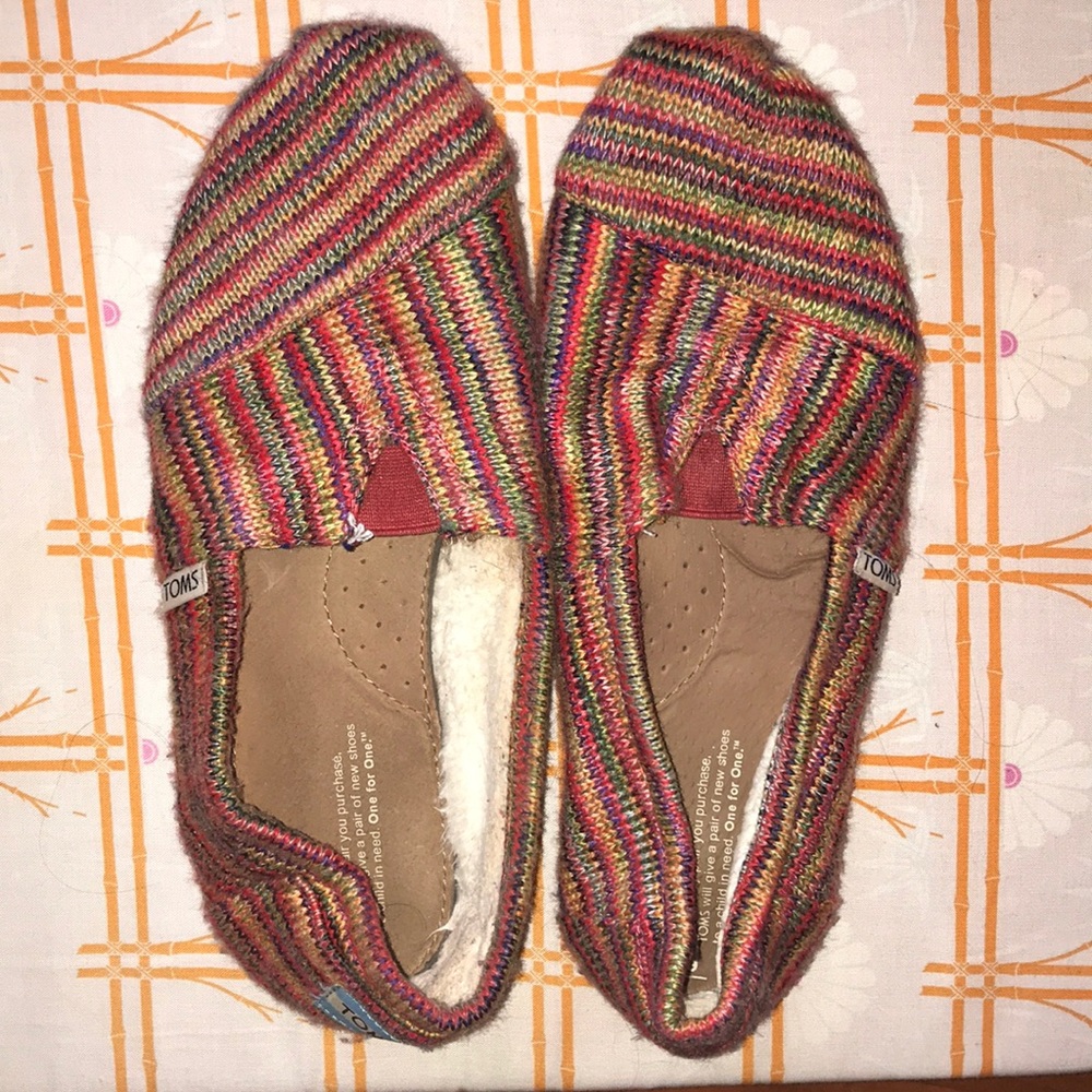 Toms classic woven knit shoes